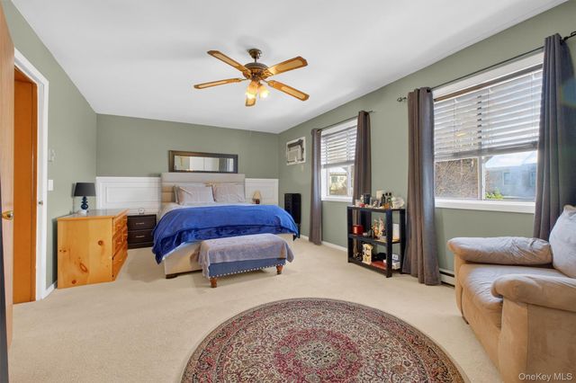 5307 Chelsea Cove N, Hopewell Junction, NY 12533