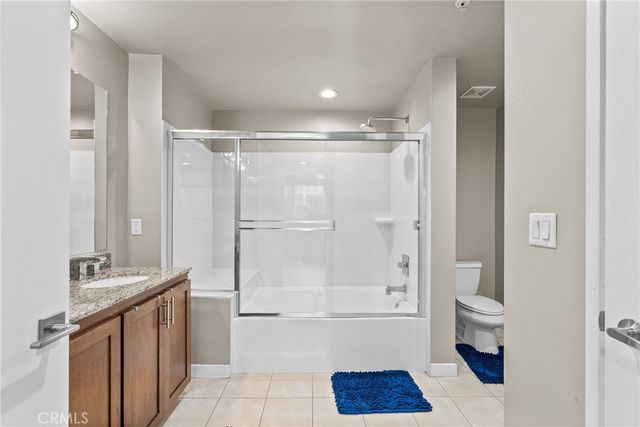 21301 Erwin Street 226, Woodland Hills, CA 91367