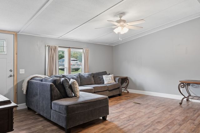1703 Carney Winters Rd, Ashland City, TN 37015