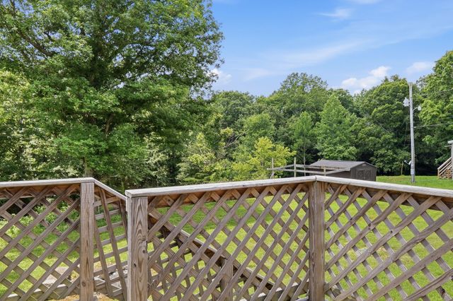 1703 Carney Winters Rd, Ashland City, TN 37015
