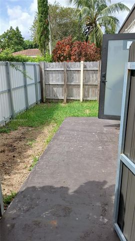 29XX SW 114th Ave 2, Miami, FL 33165