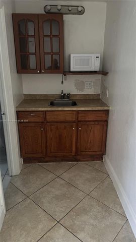 29XX SW 114th Ave 2, Miami, FL 33165