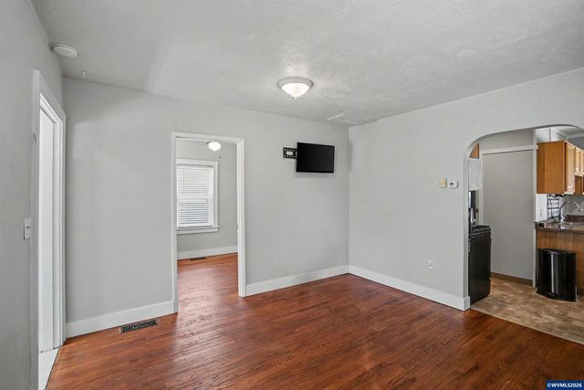 2155 Mill St SE, Salem, OR 97301