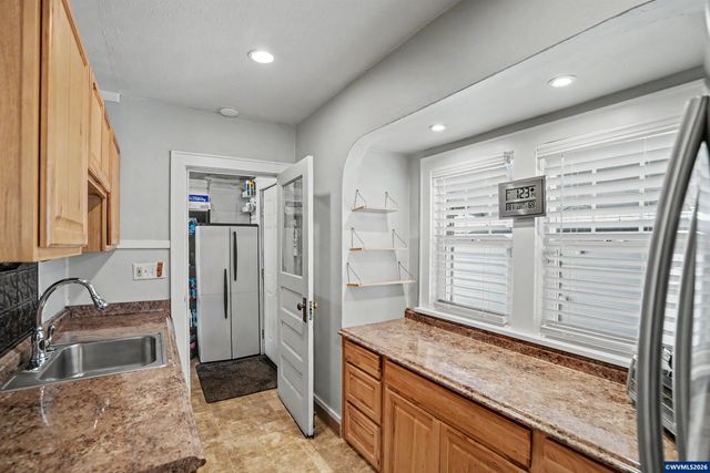 2155 Mill St SE, Salem, OR 97301