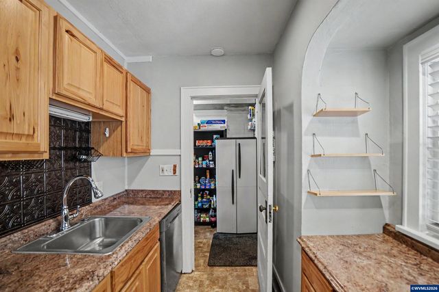 2155 Mill St SE, Salem, OR 97301