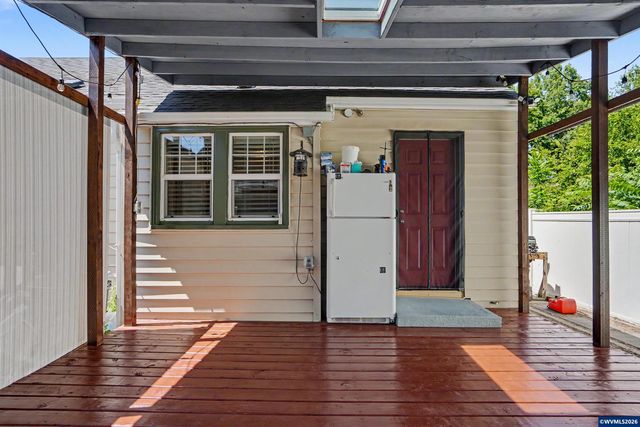 2155 Mill St SE, Salem, OR 97301