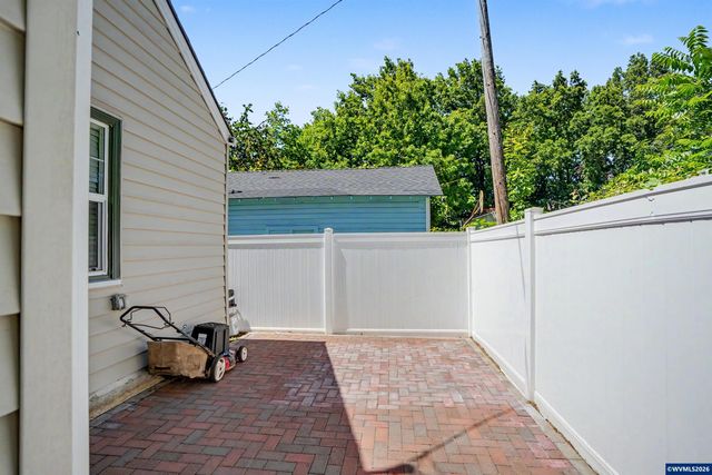 2155 Mill St SE, Salem, OR 97301