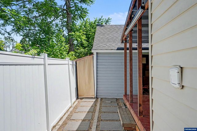 2155 Mill St SE, Salem, OR 97301