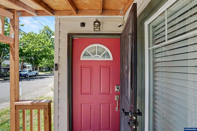 2155 Mill St SE, Salem, OR 97301