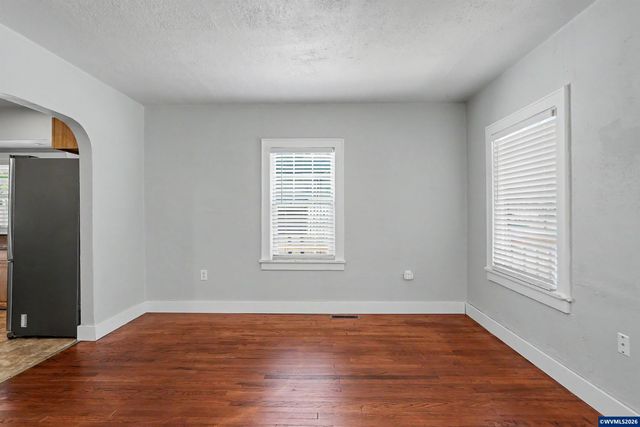 2155 Mill St SE, Salem, OR 97301