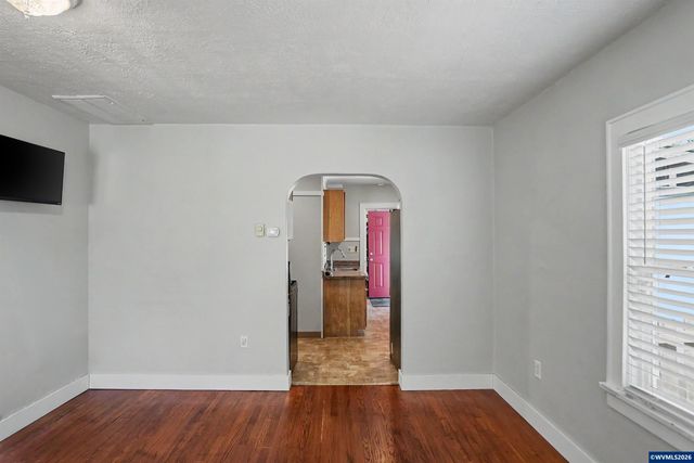 2155 Mill St SE, Salem, OR 97301