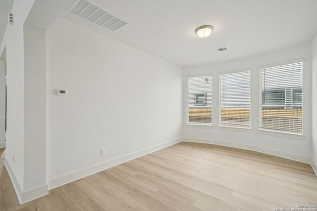 815 Shatterhand Blvd, San Antonio, TX 78260