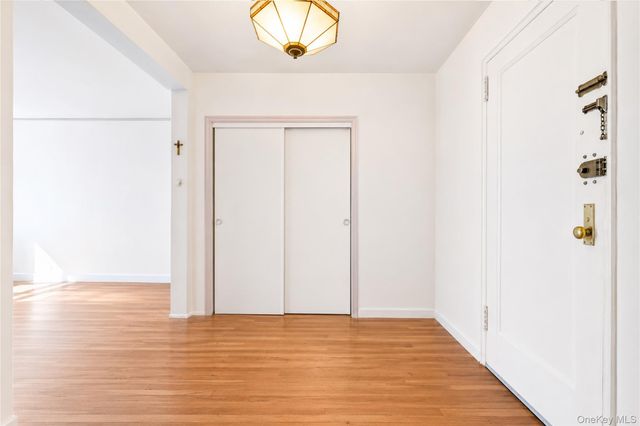 26-16 Union Street 6F, Flushing, NY 11354