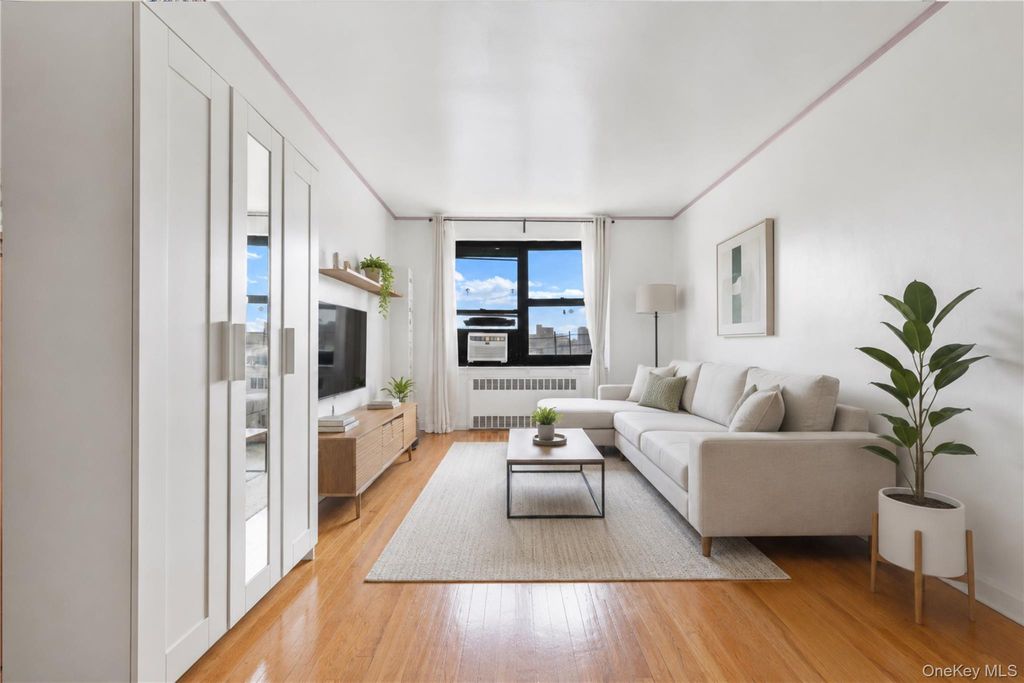 26-16 Union Street 6F, Flushing, NY 11354