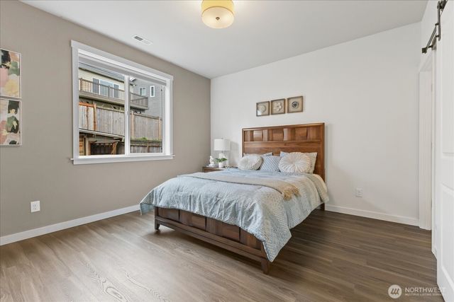 9219 Jacobia Avenue SE, Snoqualmie, WA 98065