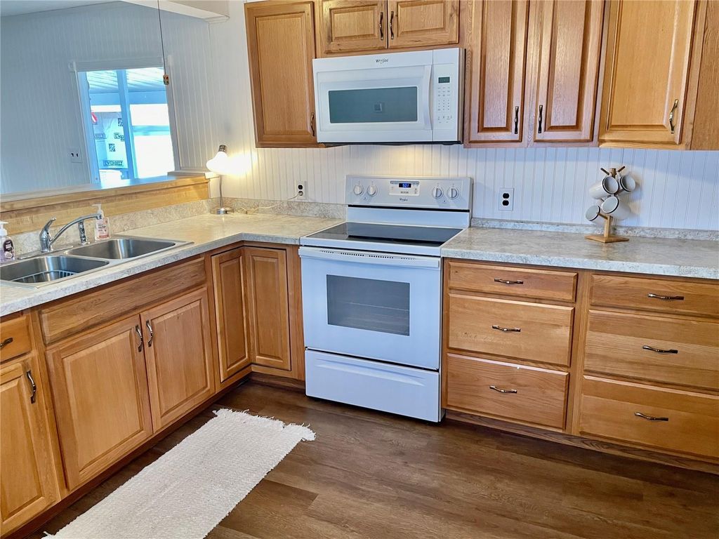 Image 15 of property listing at 6452 FLEETWOOD COURT, North Port, FL 34287