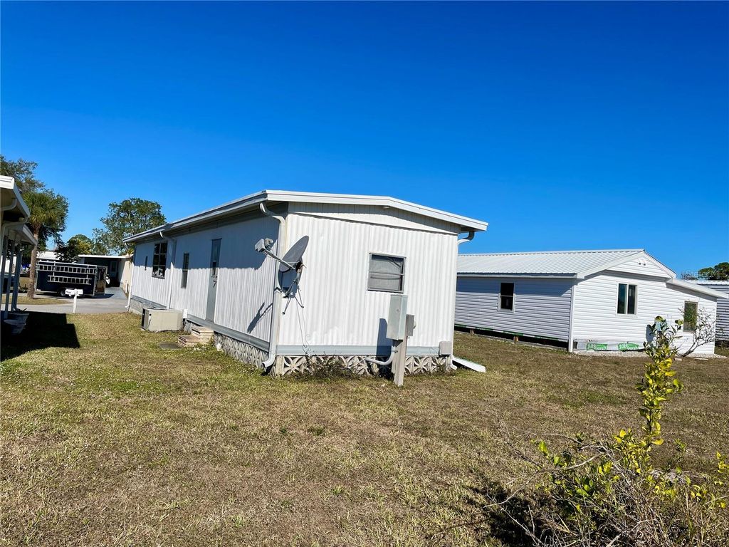 Image 29 of property listing at 6452 FLEETWOOD COURT, North Port, FL 34287