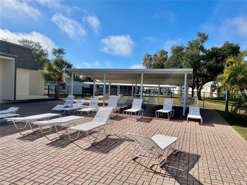 Image 4 of property listing at 6452 FLEETWOOD COURT, North Port, FL 34287