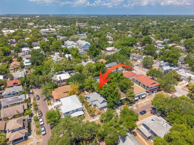 812 6TH STREET N, St Petersburg, FL 33701
