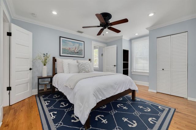 812 6TH STREET N, St Petersburg, FL 33701