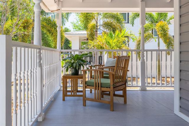 812 6TH STREET N, St Petersburg, FL 33701