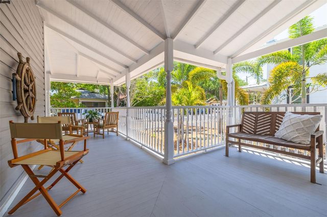 812 6TH STREET N, St Petersburg, FL 33701