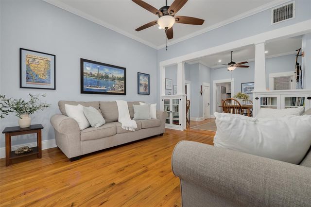 812 6TH STREET N, St Petersburg, FL 33701
