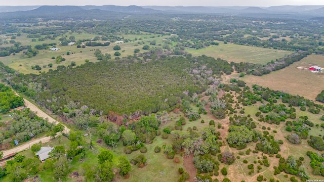 TRACT 1 Elm Pass, Bandera, TX 78003