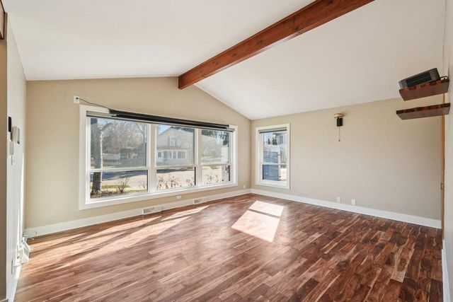 726 W Wisconsin AVENUE, Oconomowoc, WI 53066