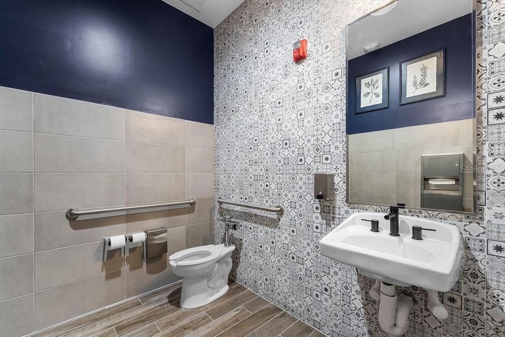 Image 31 of property listing at 3017 GREY MOSS DRIVE, St Cloud, FL 34773