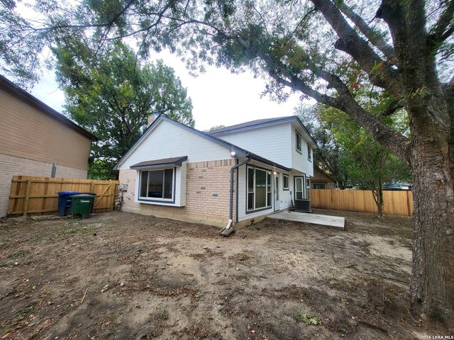 3502 Pavillion Circle, San Antonio, TX 78247
