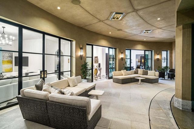 613 Indian, Palm Desert, CA 92260