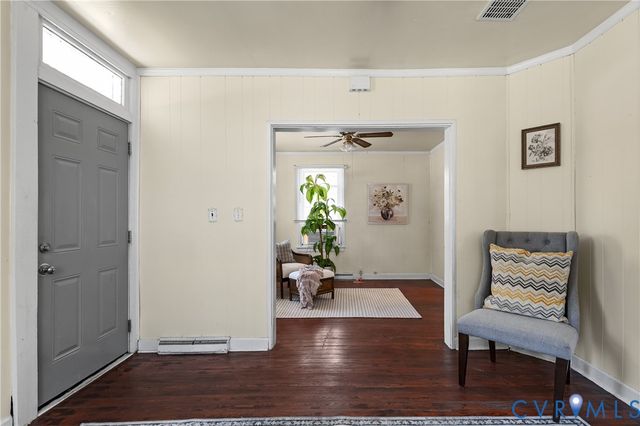 230 Lafayette Ave, Colonial Heights, VA 23834