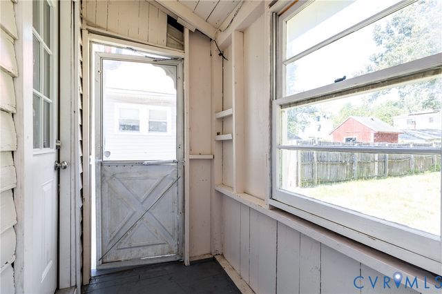 230 Lafayette Ave, Colonial Heights, VA 23834