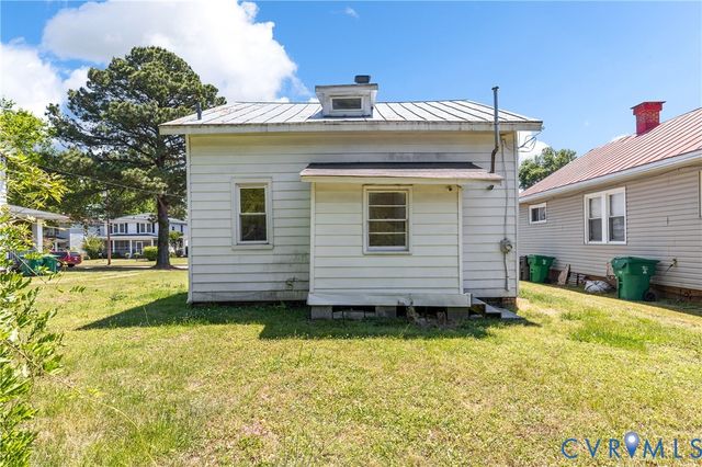 230 Lafayette Ave, Colonial Heights, VA 23834
