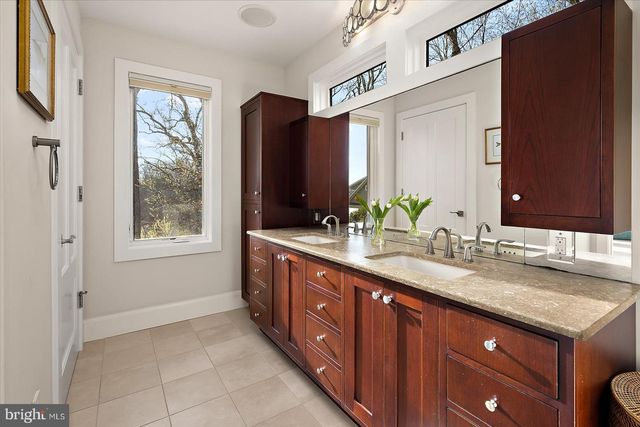 198 ACTON RD, Annapolis, MD 21403