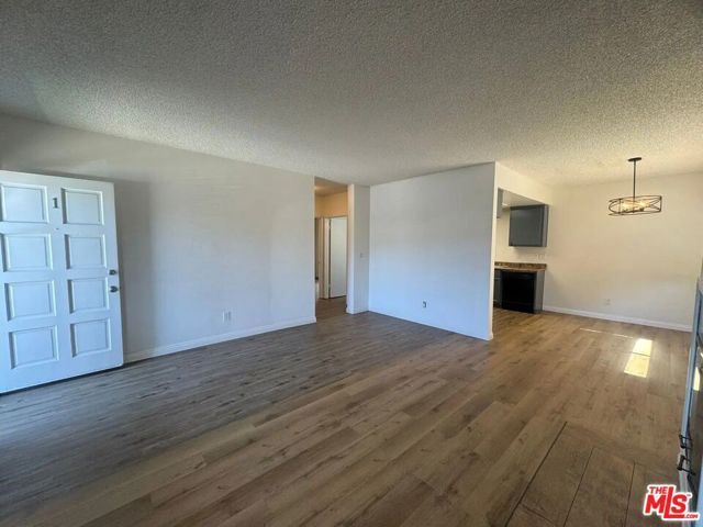 1340 255th Street, Los Angeles, CA 90710