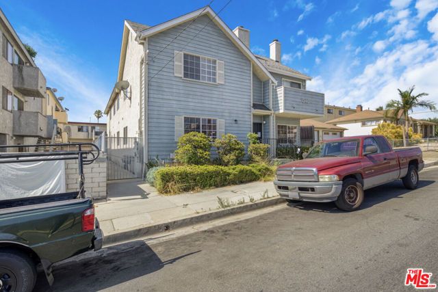 1340 255th Street, Los Angeles, CA 90710