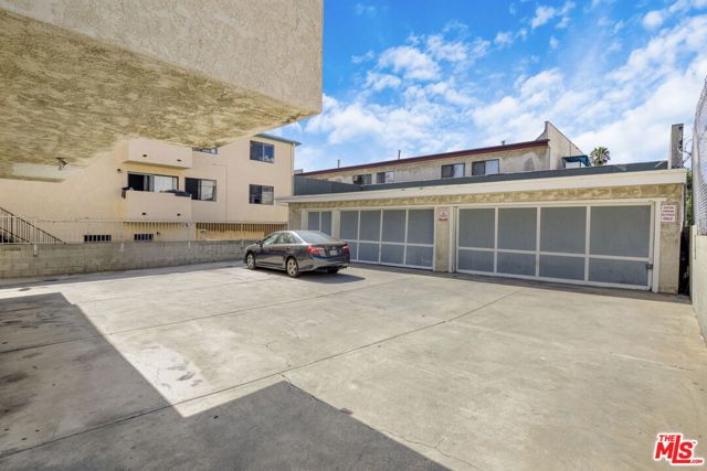 1340 255th Street, Los Angeles, CA 90710
