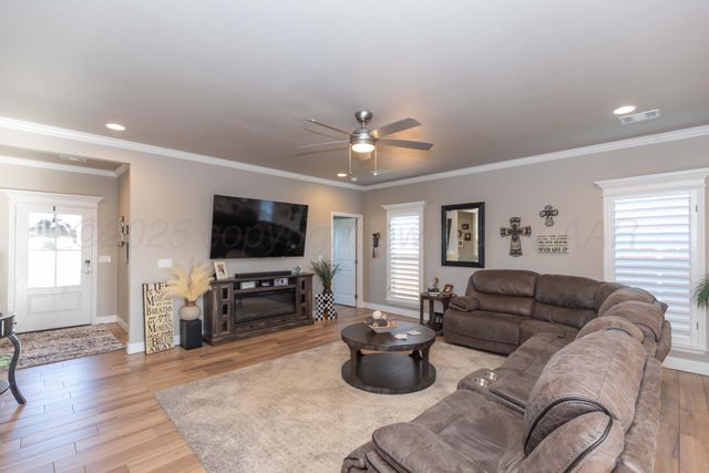 16801 AXIS Drive, Canyon, TX 79015