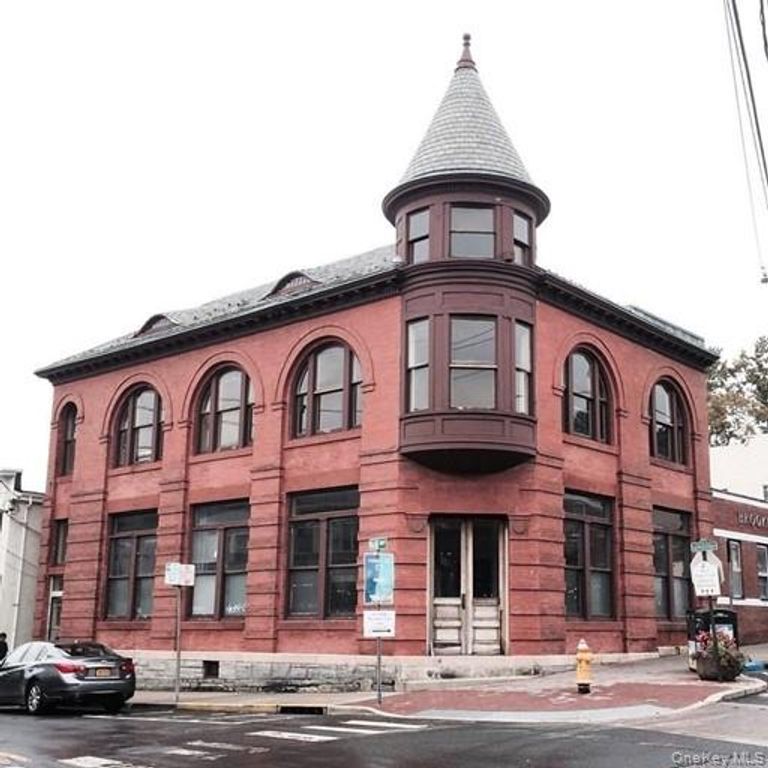 227 Main Street, Port Jefferson, NY 11777 — exterior