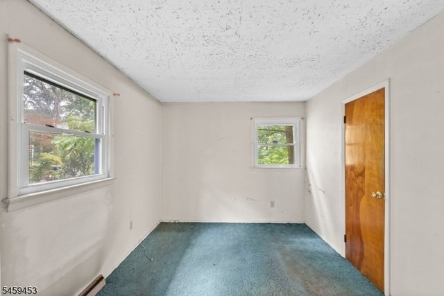 5 Black Oak Dr, Vernon Twp., NJ 07462