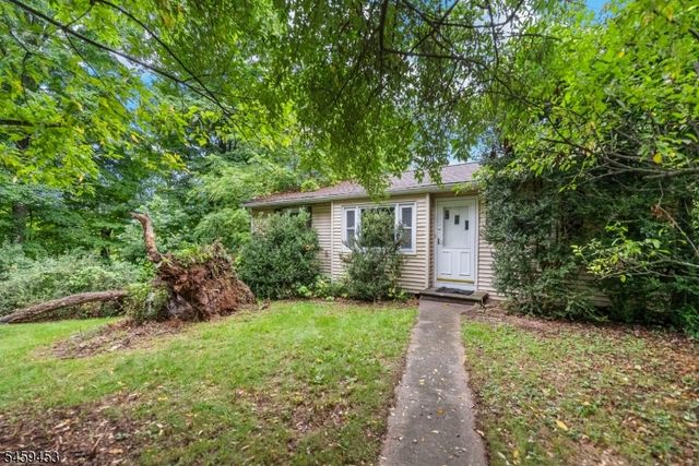 5 Black Oak Dr, Vernon Twp., NJ 07462