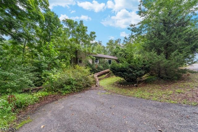 5 Black Oak Dr, Vernon Twp., NJ 07462