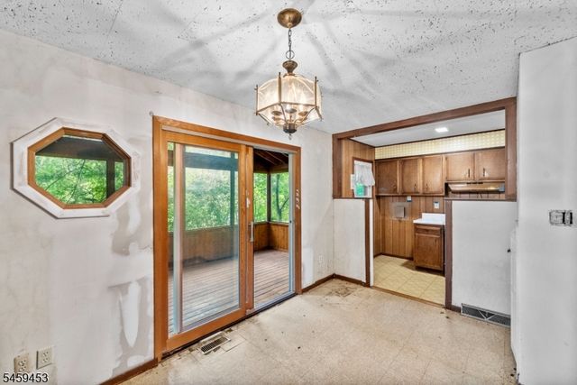 5 Black Oak Dr, Vernon Twp., NJ 07462