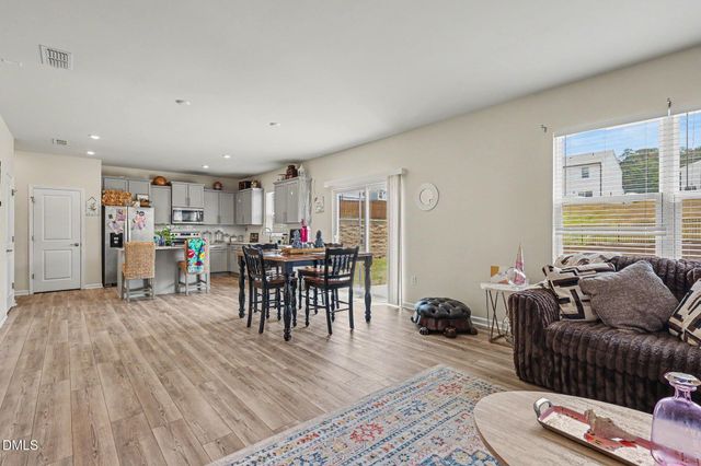 3444 Dragonfly River Court, Raleigh, NC 27604