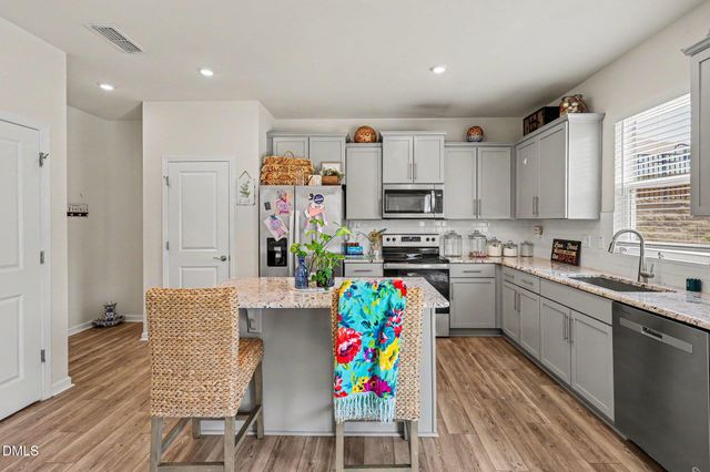3444 Dragonfly River Court, Raleigh, NC 27604