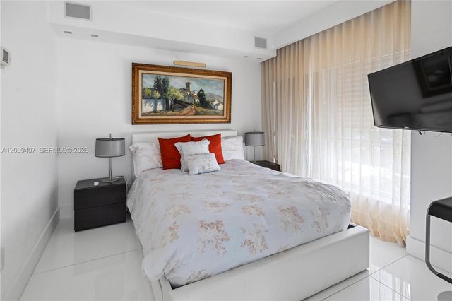 10155 Collins Ave 1210, Bal Harbour, FL 33154