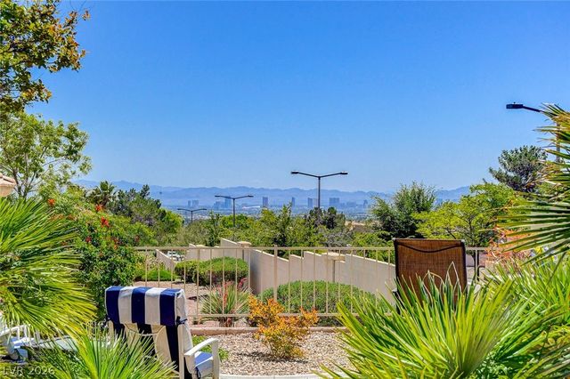 11033 Clear Meadows Drive, Las Vegas, NV 89134