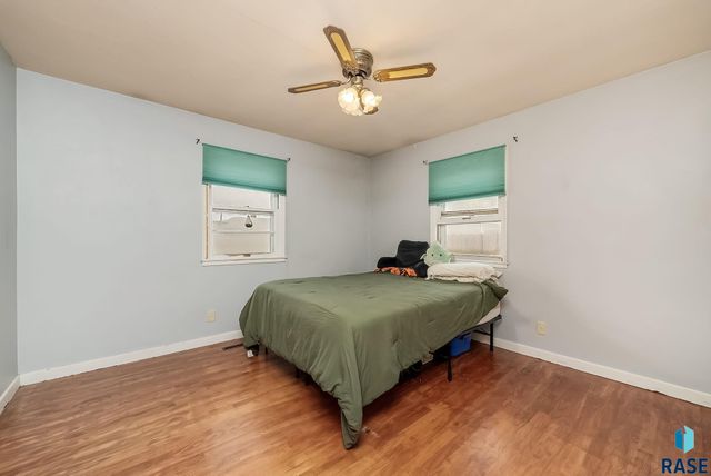 1715 E Mulberry St Street, Sioux Falls, SD 57103